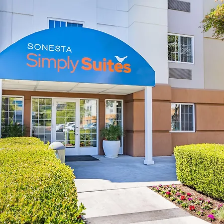 Sonesta Simply Suites Denver West Federal Center-3
