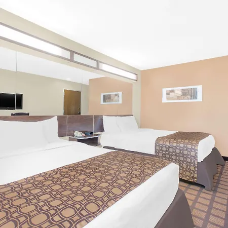 Microtel Inn & Suites By Wyndham Franklin-2