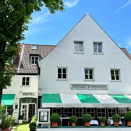 Boutique Hotel Ashley'S Garden-2