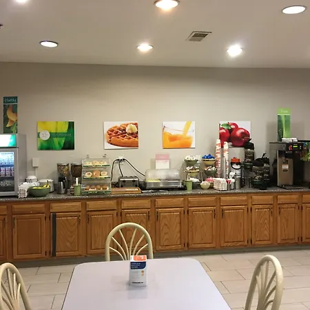 Quality Inn Kalamazoo Near Wings Stadium-2