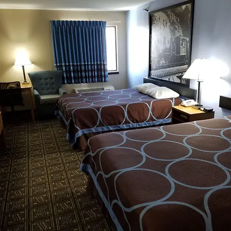 Super 8 By Wyndham Fort Collins-3