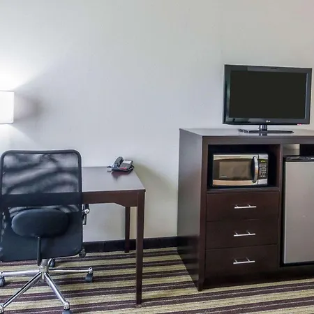 Quality Inn & Suites West Monroe-3