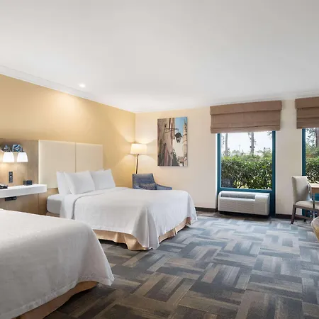 Hampton Inn Charleston North-2