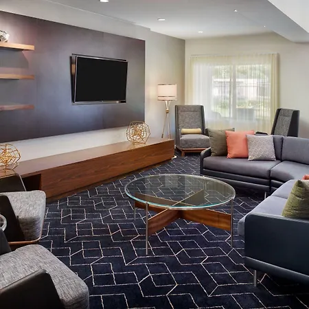 Courtyard By Marriott Atlanta Alpharetta-3