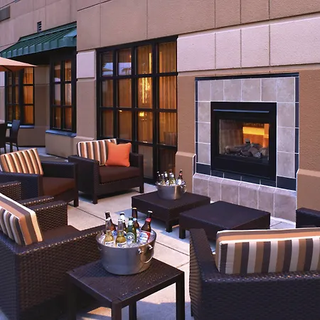 Courtyard Cincinnati Covington-2
