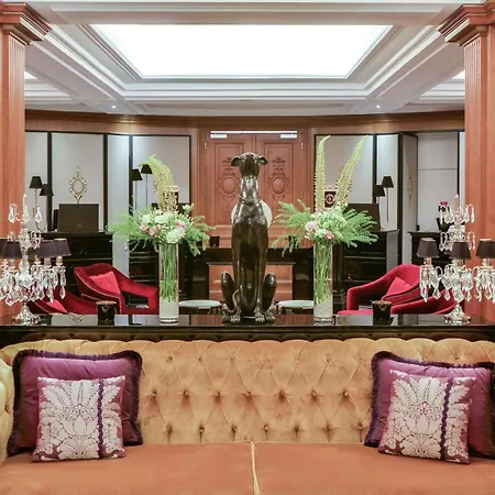 Maison Astor Paris, Curio Collection By Hilton-2