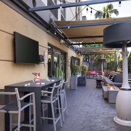 Hilton Garden Inn Los Angeles / Hollywood-2