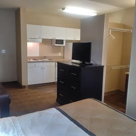 Extended Stay America Select Suites - Orlando - Maitland - Summit Tower Blvd-2