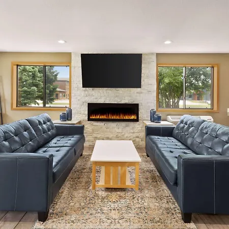 Super 8 By Wyndham Ankeny/Des Moines Area-3