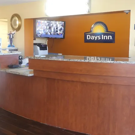 Days Inn By Wyndham Wildwood I-75-2