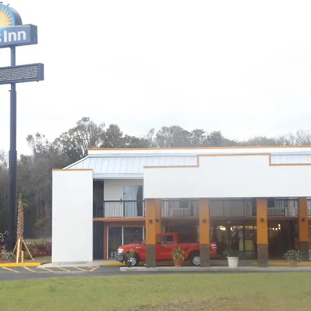 Days Inn By Wyndham Wildwood I-75-3