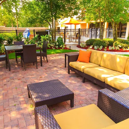 Courtyard By Marriott New Orleans Metairie-3