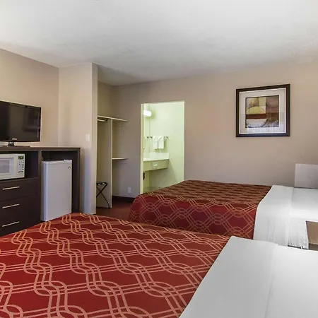 Econo Lodge Inn & Suites Lethbridge - Henderson Lake-2