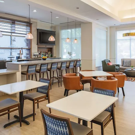 Hilton Garden Inn Portland Lake Oswego-3