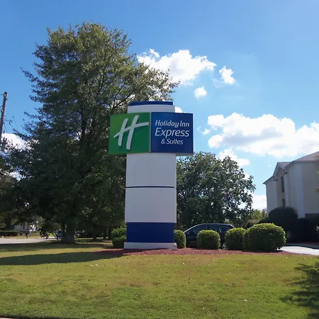 Holiday Inn Express Hotel & Suites Sanford By Ihg-3