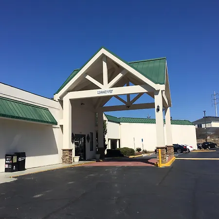 Quality Inn & Suites Hanes Mall-3