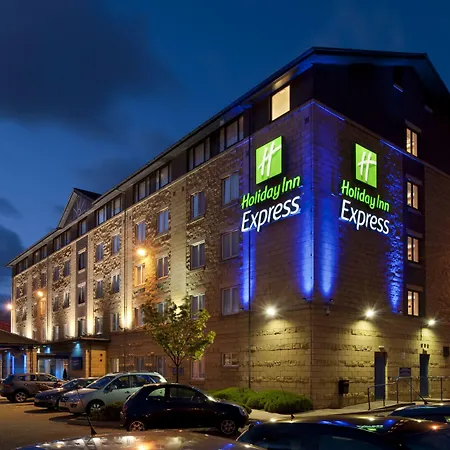 Holiday Inn Express Edinburgh - Leith Waterfront By Ihg-2
