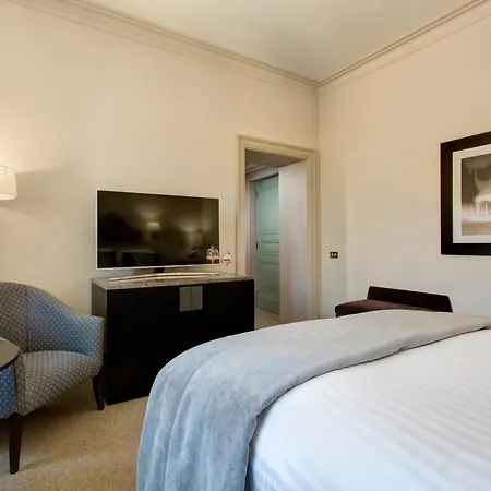 Rocco Forte Hotel De Russie-3