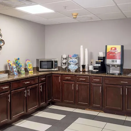 Microtel Inn & Suites By Wyndham Pigeon Forge-3