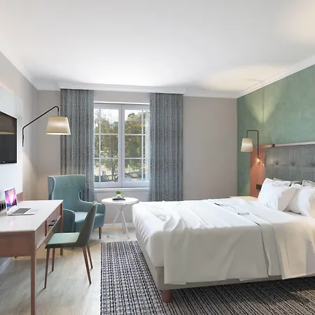Courtyard By Marriott Hamburg Airport-2