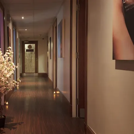 Ashford International Hotel & Spa-3