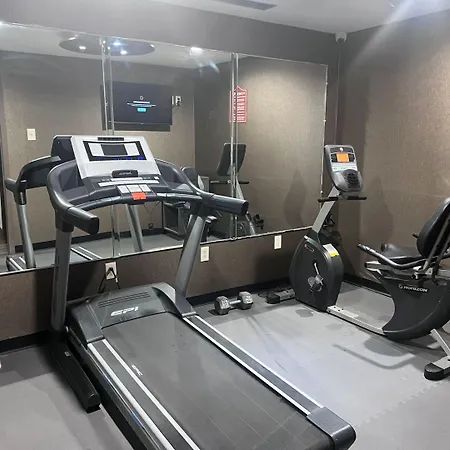 Days Inn By Wyndham Fayetteville-3