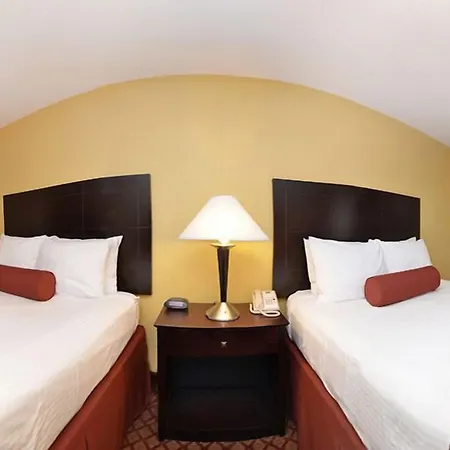 Best Western Plus Parkway Hotel-3