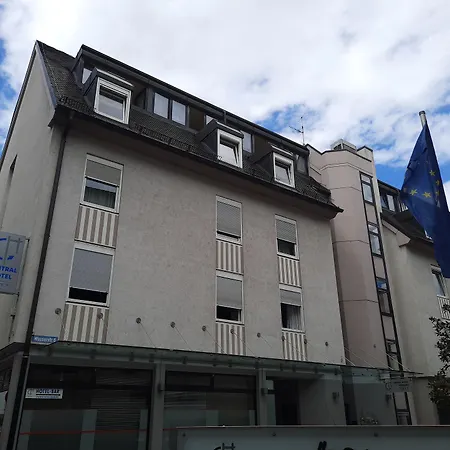 Central Hotel-2