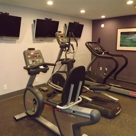 Microtel Inn And Suites - Ames-2