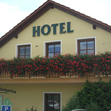 Landhotel Dresden-3