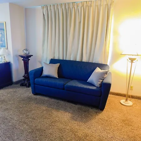 Days Inn & Suites By Wyndham Pocahontas-2