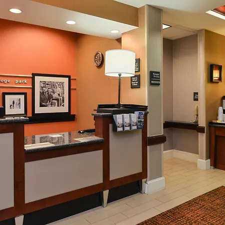 Hampton Inn College Park-3