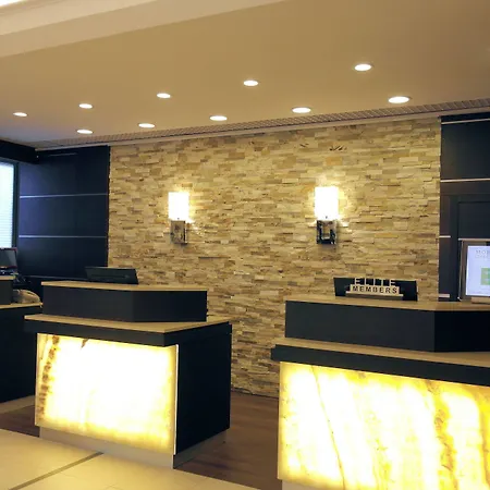 Courtyard by Marriott Düsseldorf Seestern-2