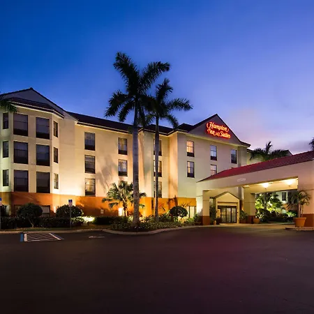 Hampton Inn & Suites Fort Myers Beach/Sanibel Gateway-3