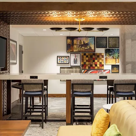 Hampton Inn Columbia-Downtown Historic District-2