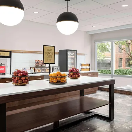 Hampton Inn Columbia-Downtown Historic District-2