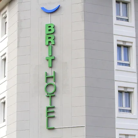 Brit Hotel Calais-3