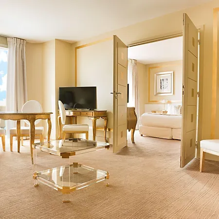 Hotel Renoir-3