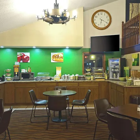 Quality Inn Atchison-2