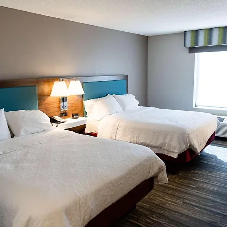 Hampton Inn & Suites Scottsbluff-2