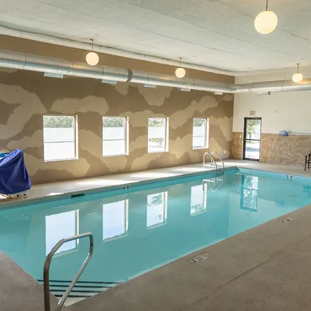 Hampton Inn & Suites Scottsbluff-3