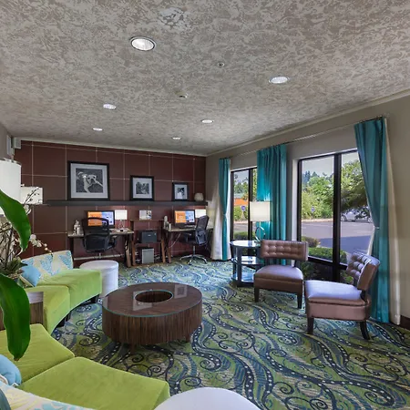 Hampton Inn Eugene-3