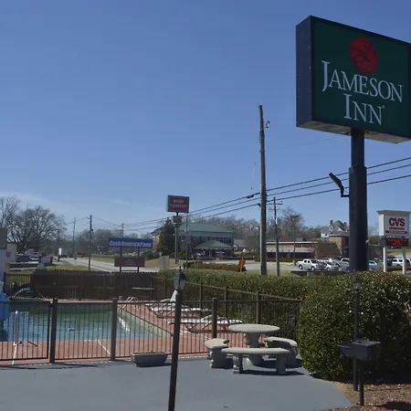 Jameson Inn Winder-3