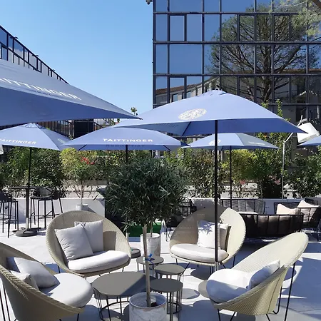 Radisson Hotel Aix En Provence-3