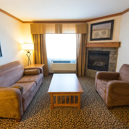 Best Western Plus Fernie Mountain Lodge-3
