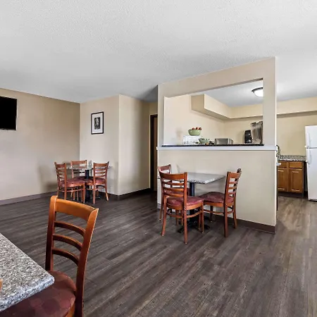 Rodeway Inn Rapid City North-3