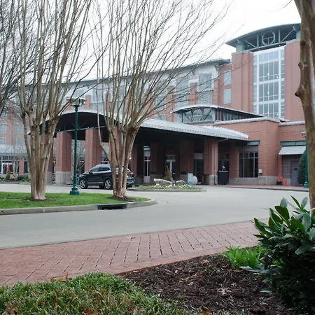 The Chattanoogan Hotel, Curio Collection By Hilton-3