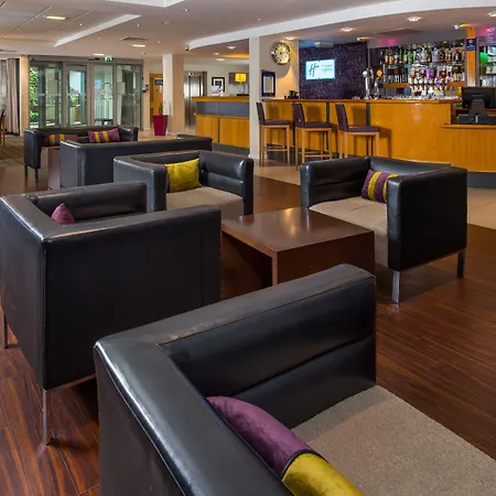 Holiday Inn Express London-Hammersmith By Ihg-3