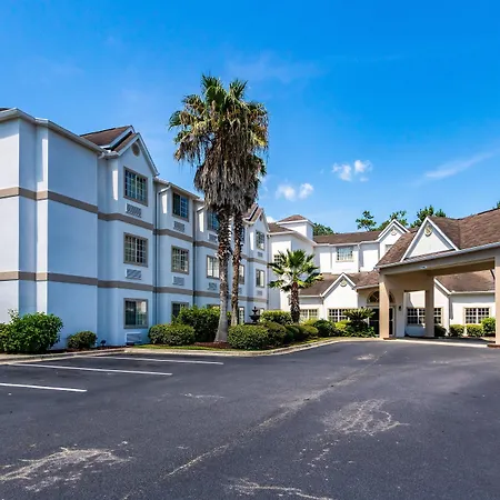 Red Roof Inn Plus+ & Suites Savannah - I-95-2