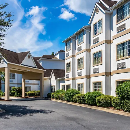 Red Roof Inn Plus+ & Suites Savannah - I-95-2